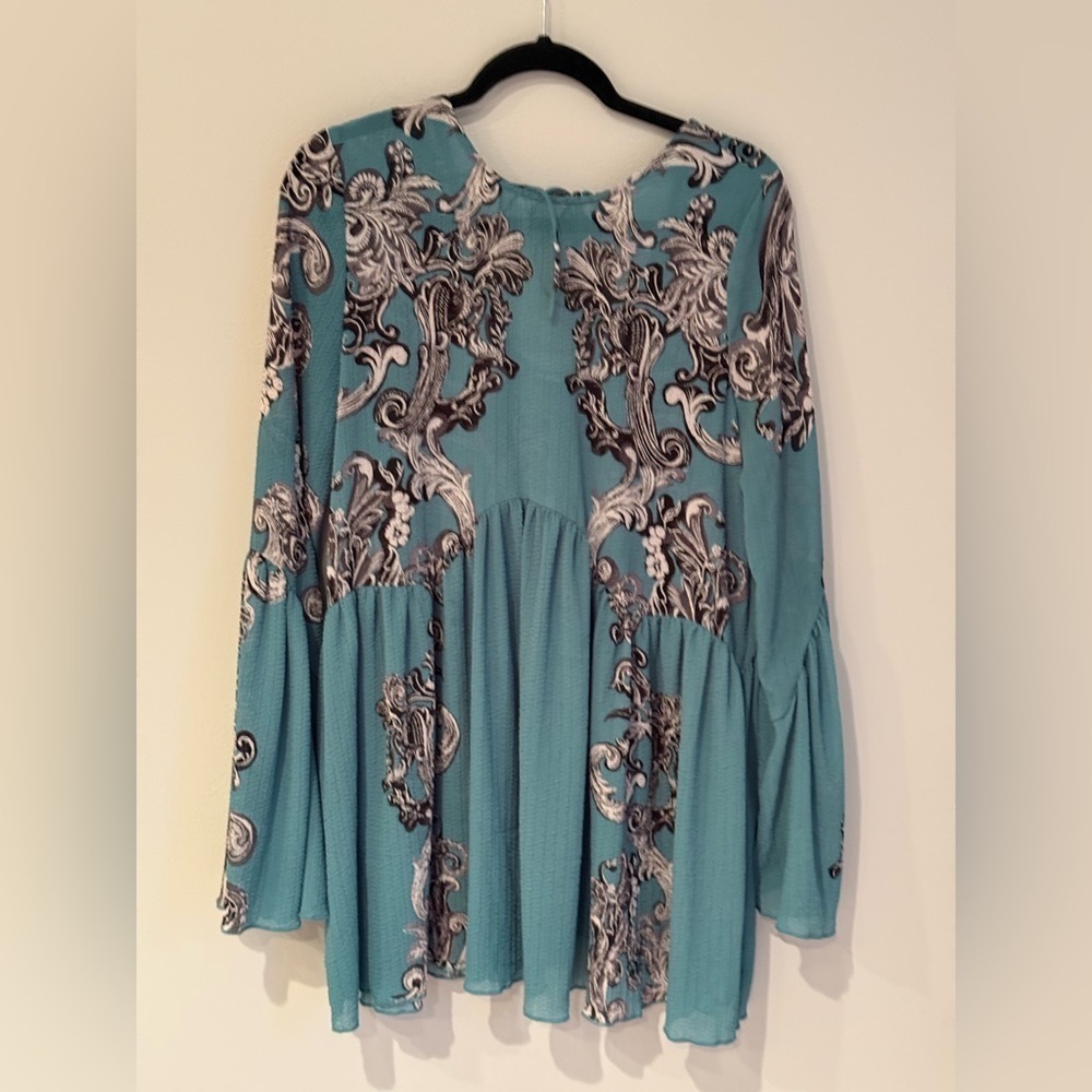 Free People Boho Flowy Top Coverup Bell Sleeve Peplum